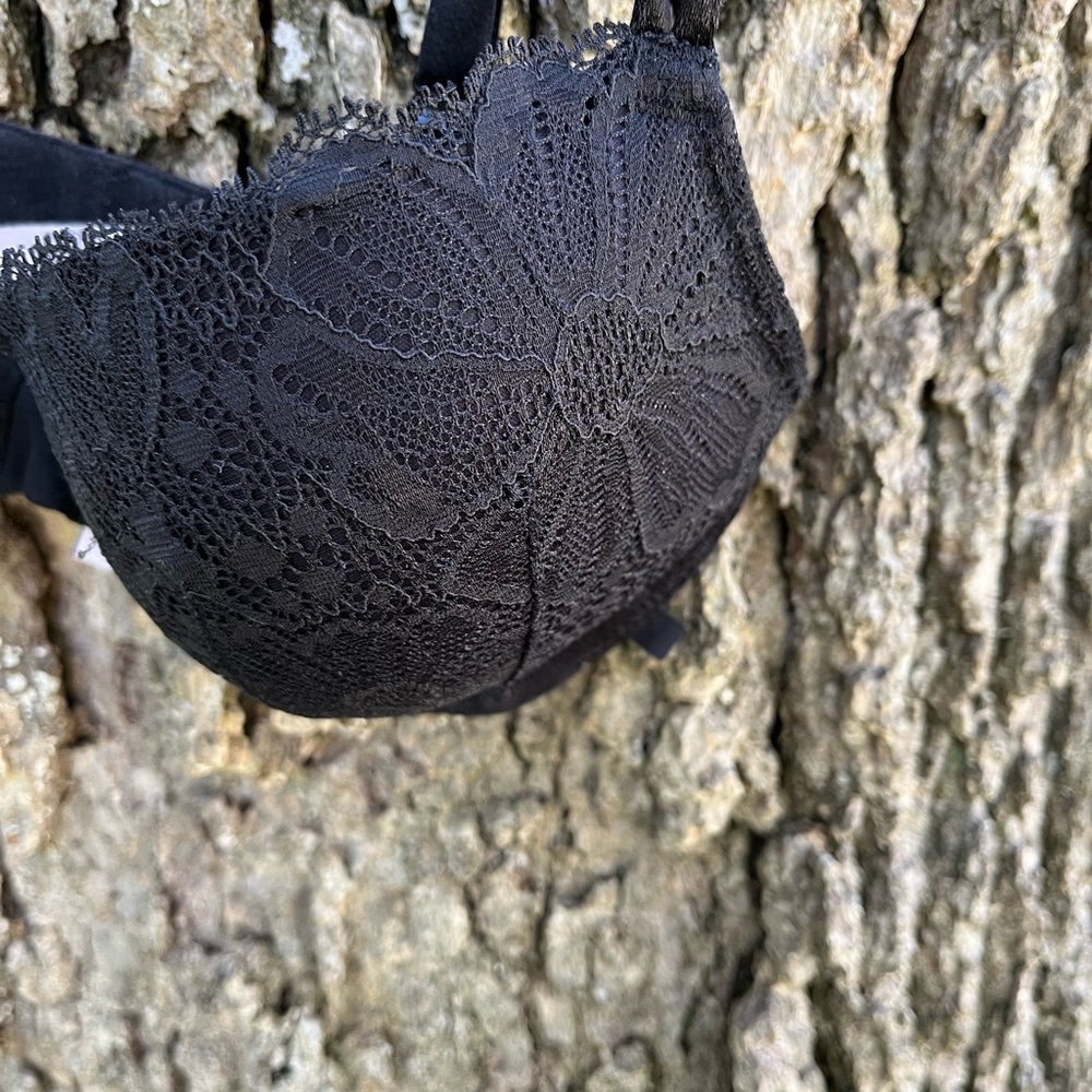 Victoria's Secret Black Floral Lace Bra